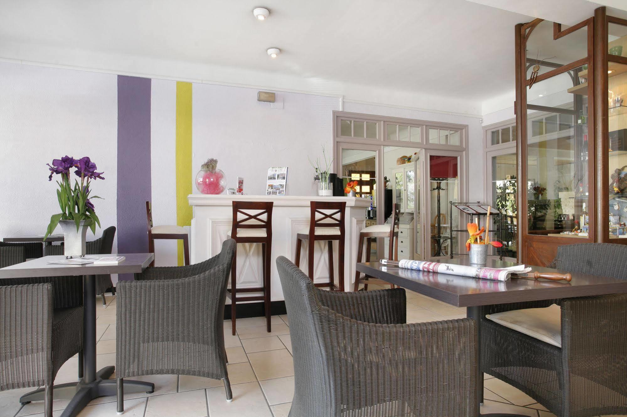 Hotel The Originals Perpignan Sud Le Grillon D'Or Le Boulou Buitenkant foto